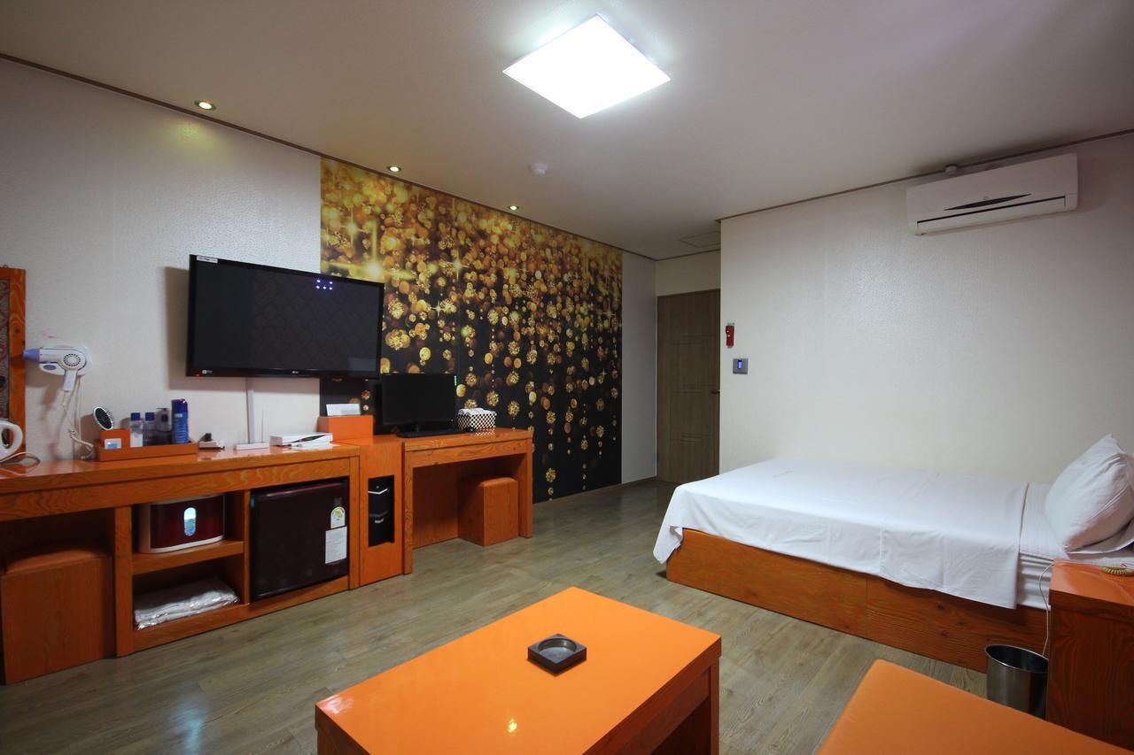 Hotel Lie Geoje Exterior foto